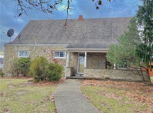 920 Cypress St, Irwin, PA 15642