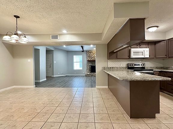4th image of 3602 Gemini Dr APT 2C