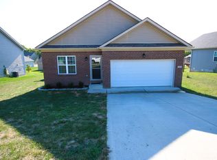130 Nathan Hale Dr, Georgetown, KY 40324