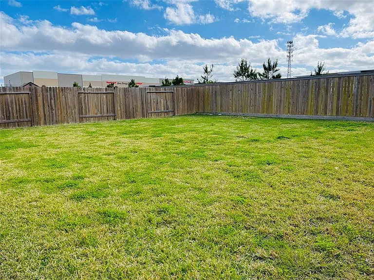 21335 Cypress Live Oak Dr — Photo 19