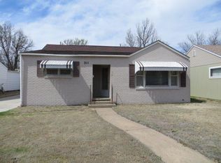 311 Lawrence St, Pratt, KS 67124