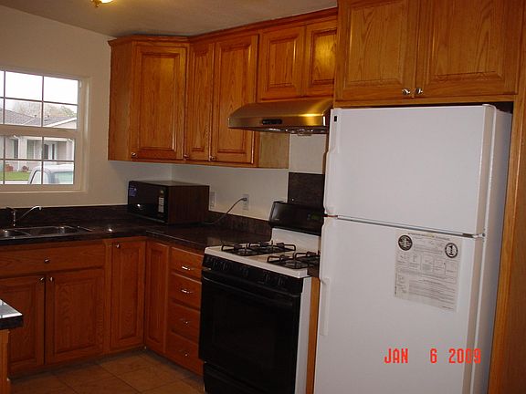 3rd image of 10425 Emerick Ave