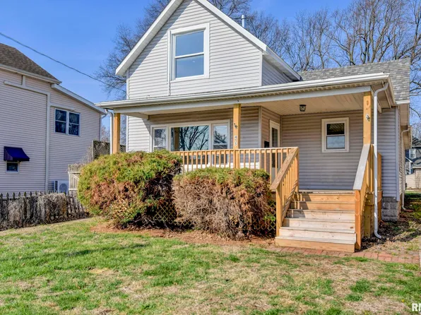 415 S Washington St, Taylorville, IL 62568