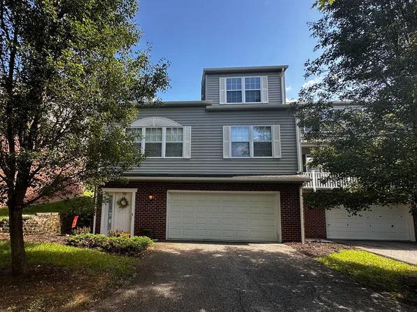 550 Tall Oak Blvd, Christiansburg, VA 24073