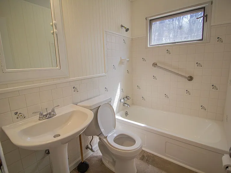 31 Mildred Ln — Photo 12