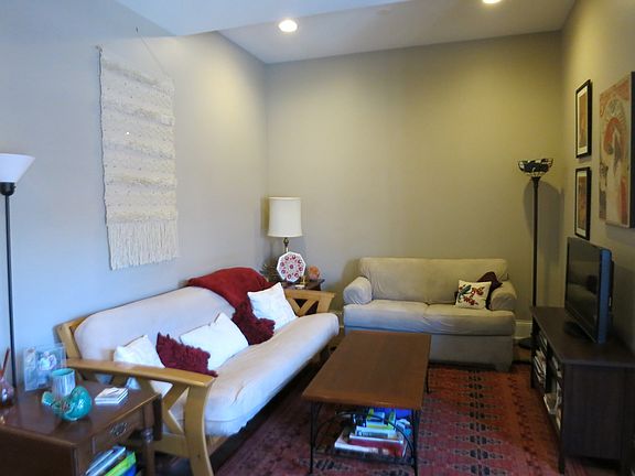 2nd image of 1644 W North Ave APT 2N