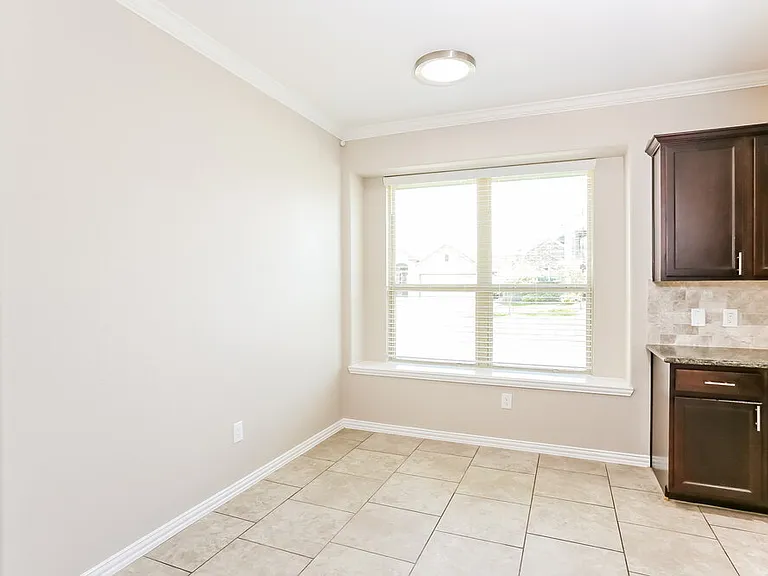 16146 Fairway Creek Cir — Photo 7