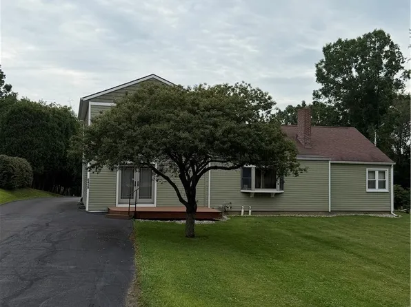 6419 Hampsher Rd, Clinton, OH 44216