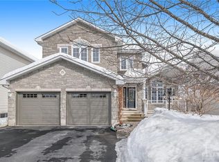 25 La Citadelle St, Russell, ON K0A1W0