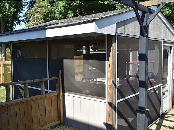 5th image of 9428 Hollins Glen Ct