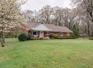 558 Weakley Creek Rd, Lawrenceburg, TN 38464