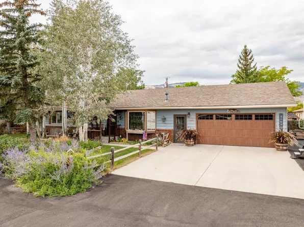 2229 Greever St, Cody, WY 82414