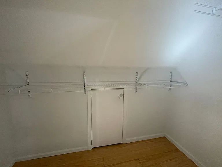8006 Briardale Dr — Photo 20