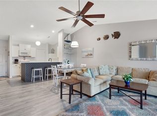 98 Jonathan Dr #4E, Lake Ozark, MO 65049