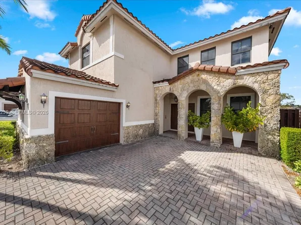 984 NW 104th Ave, Miami, FL 33172