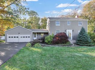 66 Barnsbee Ln, Coventry, CT 06238