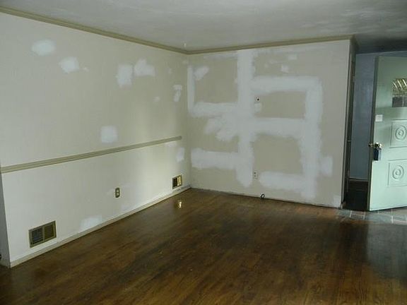 5th image of 6921 Hilldale Dr