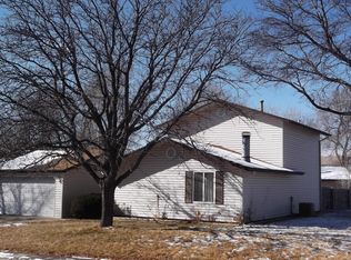 939 Buffalo Ct, Longmont, CO 80504