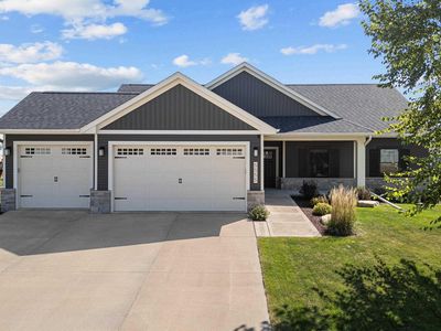 5555 Emily Rd, Bettendorf, IA, 52722