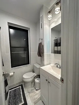 Rented by City Connections Realty | media 9