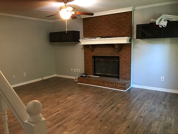 3rd image of 3130 Stone Oak Dr