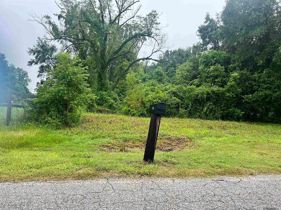 2nd image of 526 Old Rafe Mayer Rd