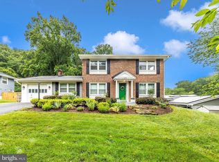 18924 Tributary Ln, Gaithersburg, MD 20879