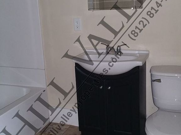 2nd image of 711 S 7th St APT 1