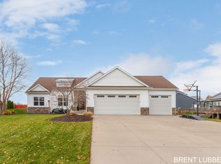5769 Cory Dr, Hudsonville, MI 49426