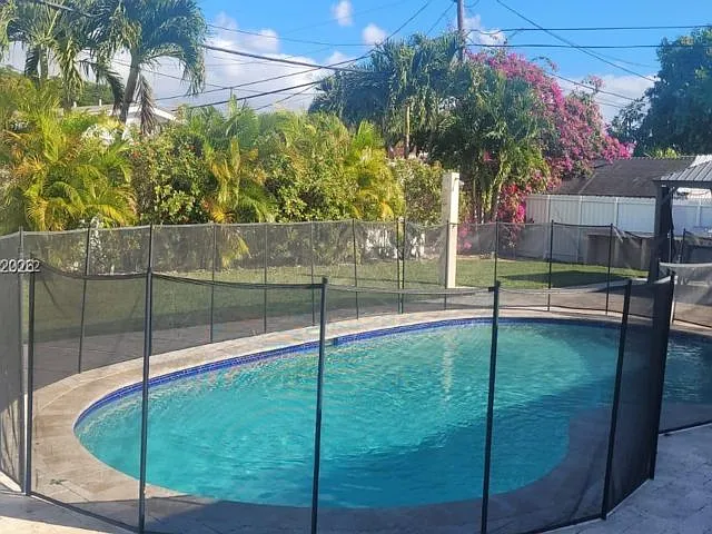 8811 SW 54th Ter — Photo 4