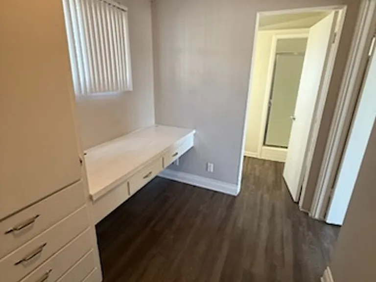 Oxnard Occidental Apartments — Photo 9