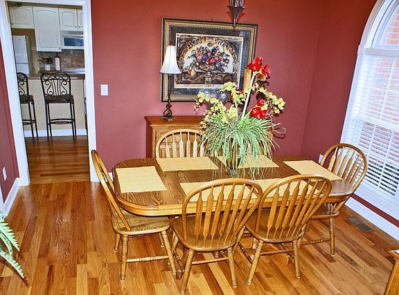 3rd image of 4145 Jensome Ln