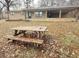 1165 Old Camp Rd, Batesville, AR 72501