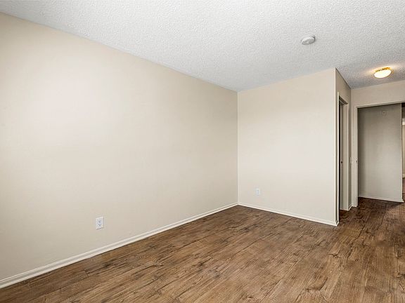 3rd image of 9228 Wakefield Ave APT 215