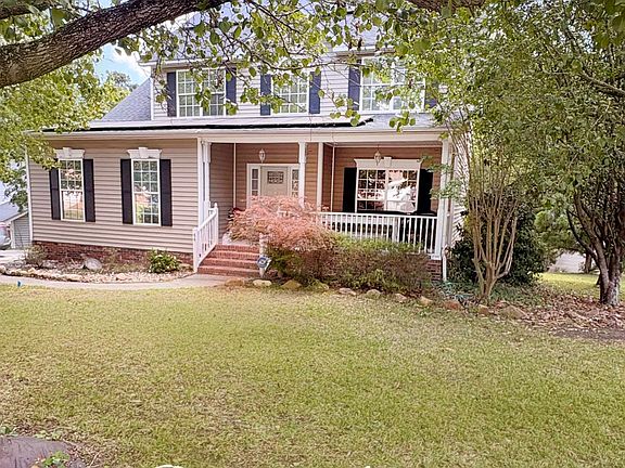 2nd image of 44 Hampton Springs Ct