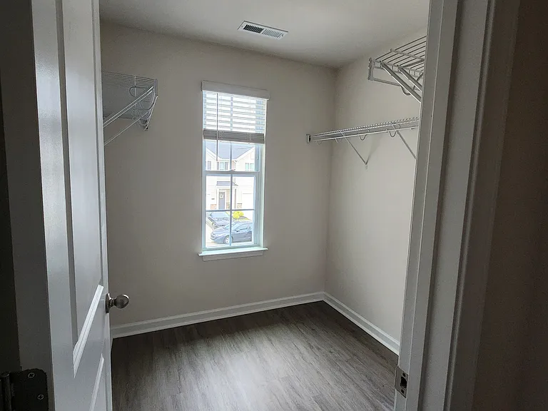 5634 Carrington Ct — Photo 21