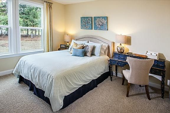 downstairs secondary bedroom