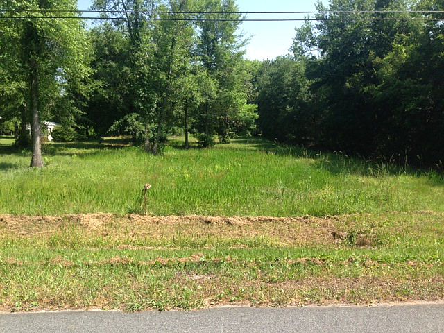 1st image of 104 Joyce Dr