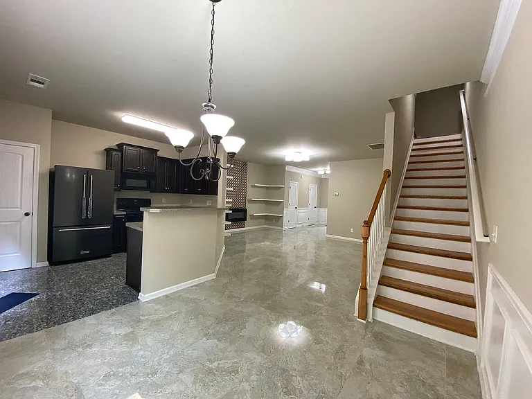 644 Oakside Pl — Photo 7