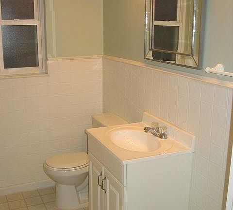 4th image of 7017 Beechmont Ave