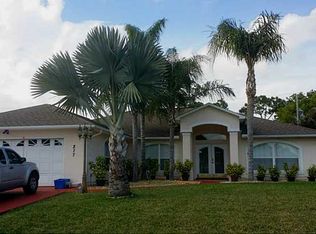 217 Periwinkle Dr, Sebastian, FL 32958