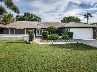 3832 Sunrise Ln, Tarpon Springs, FL 34688