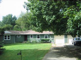 2 Illini Cir, Urbana, IL