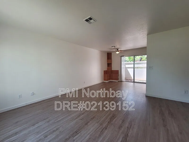 Building Photo - 2140 Woolner Ave #D