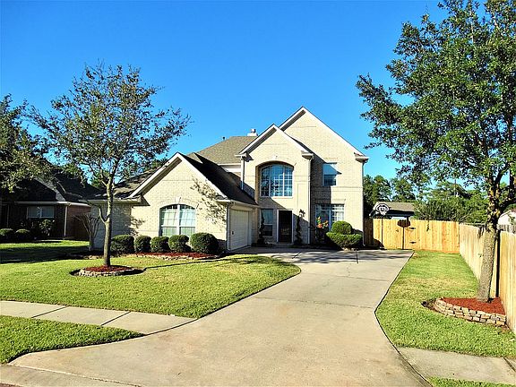 2nd image of 10006 Memorial Way Dr