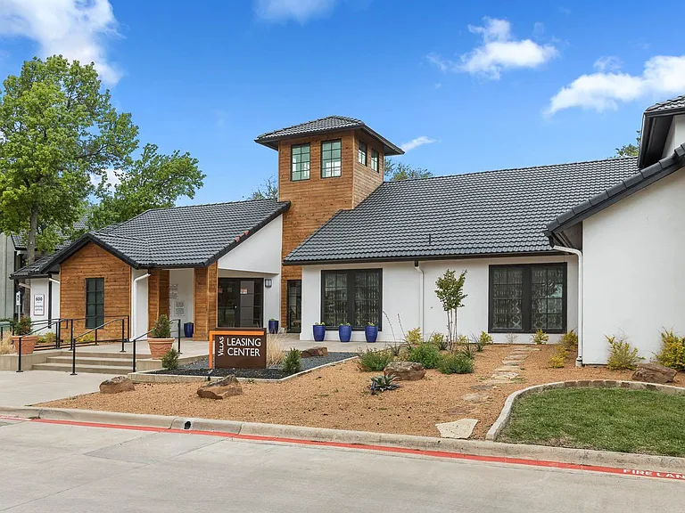 600 Legacy Dr — Photo 21
