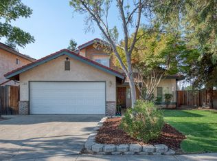 1194 E Goshen Ave, Fresno, CA