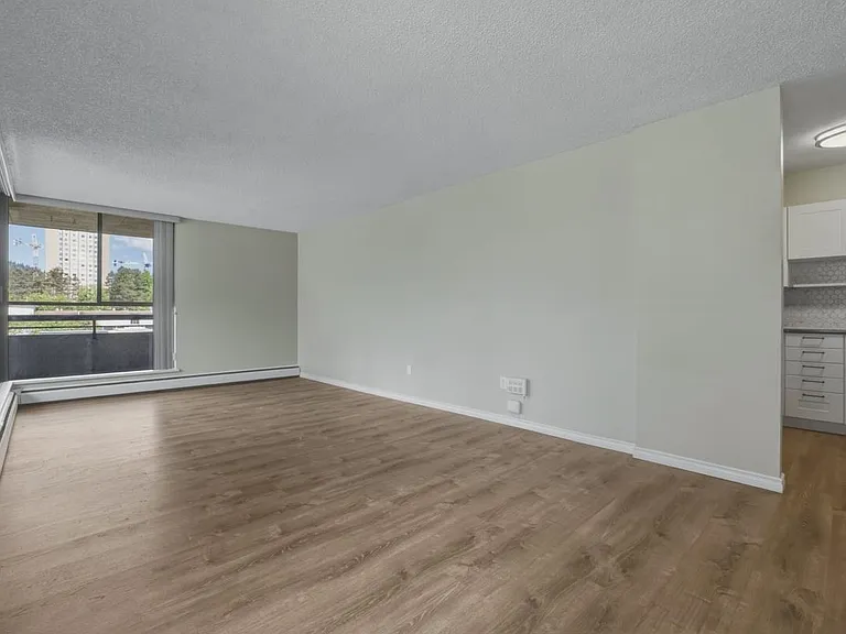 3755 Bartlett Ct #302 — Photo 10