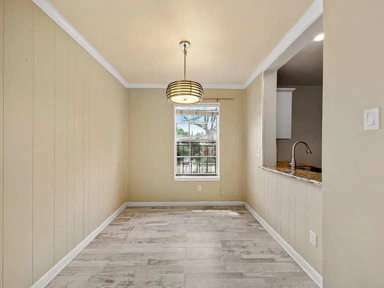 421 Emerson St #5 — Photo 3