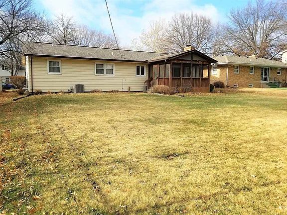 4th image of 1701 Valley Vista Dr